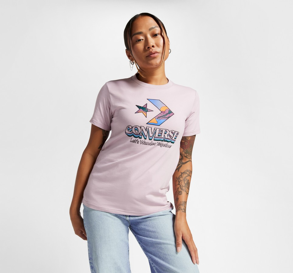 10025691-A03-535 Converse Star Chevron Mountain Graphic ženska majica