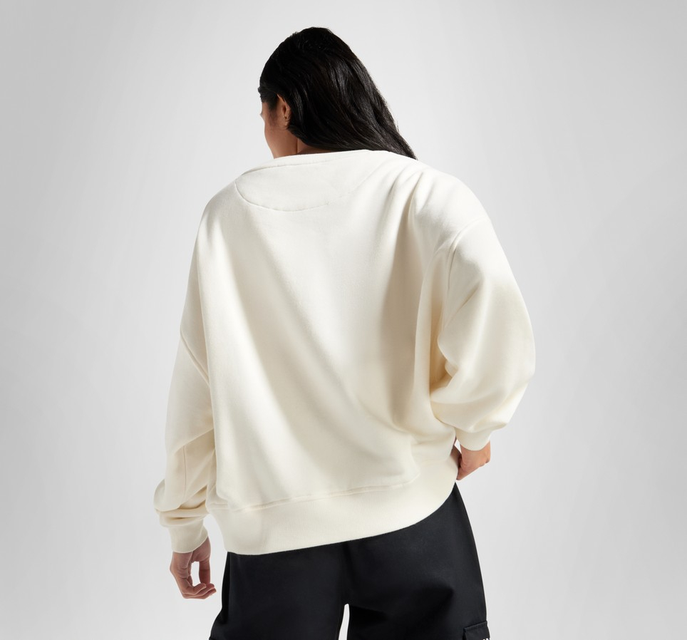 10026099-A02-286 Converse Leopard Crew Sweater